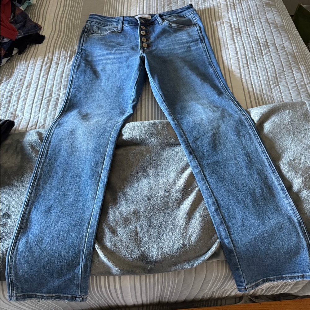 Women’s Vervet Jeans. Size 28.  Buttonfly slightly distressed